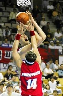 朝鮮第一高人2.34米完爆姚明 讓羅德曼仰望 圖