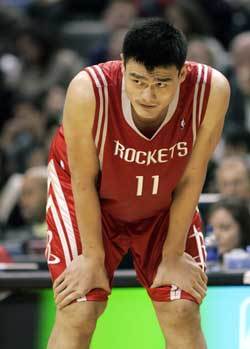 火箭隊昨客場80比93不敵猛龍隊 姚明再向隊友發火_其他欄目_NIKE新浪競技風暴_新浪網