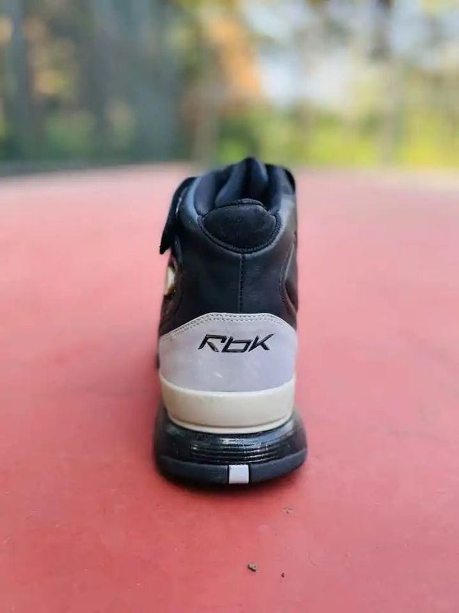 這些姚明的經典球鞋你都見過嗎?