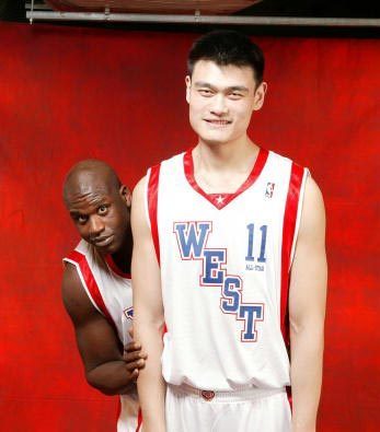 奧尼爾:蓋過姚明如我所料 他首發不影響我發威_籃球-NBA_NIKE新浪競技風暴_新浪網