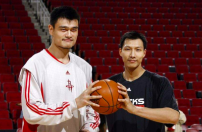 5犯怒踹廣告牌,郭艾倫何時能長大?姚明易建聯(lián)偉大素質(zhì)他學(xué)不會