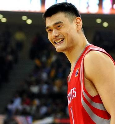 姚明在NBA被欺負(fù)誰會幫他?看看大姚的實(shí)力好基友!