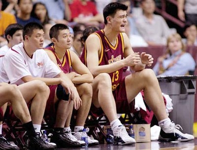 中國男籃熱身負加拿大 姚明“氣急敗壞”